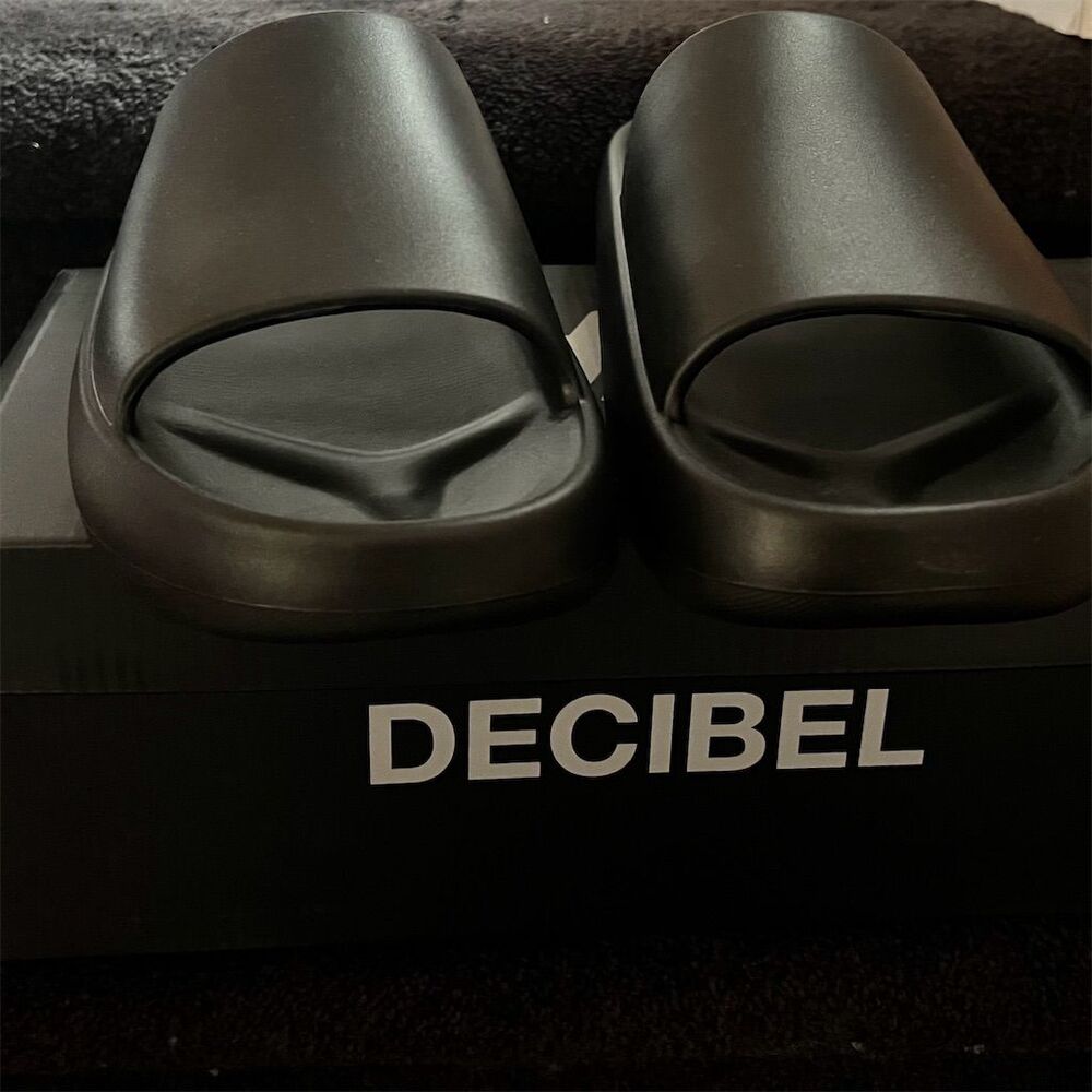 Decibel Slide Black Unisex Sandals Size 10 Casual Beach Wear - Picture 3 of 6
